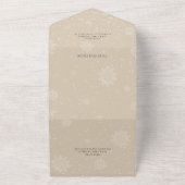 Invitation Tout En Un Poinsettias avec houx sur fond beige neige QR Code (Dehors)