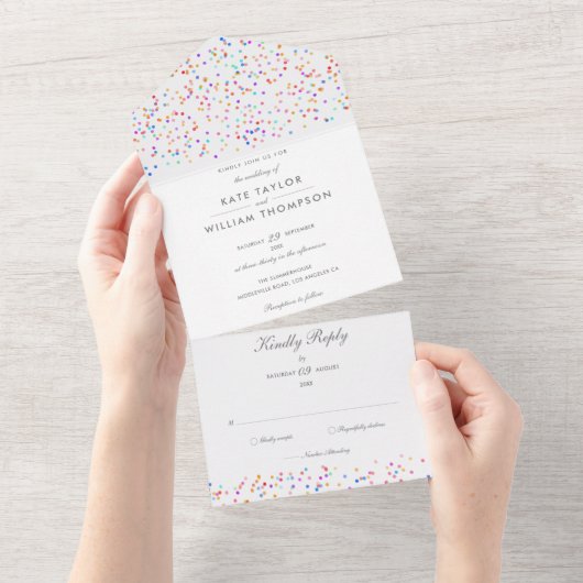 Invitation Tout En Un Rainbow Confetti Script Monogram Mariage (Déchirure)