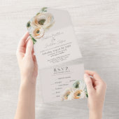 Invitation Tout En Un Ranunculus de Pêche Romantique sur l'ivoire (Déchirure)