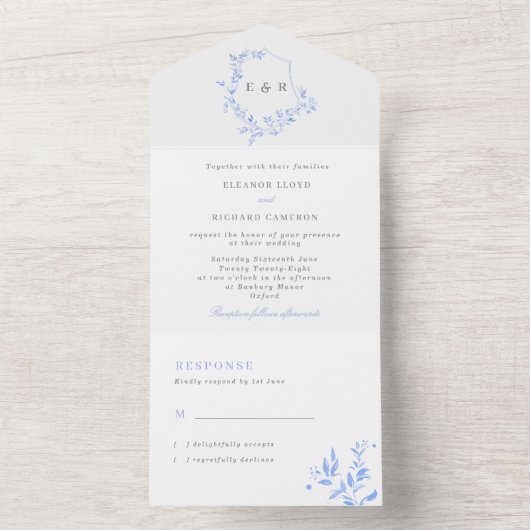 Invitation Tout En Un Regency Blue Leafy Monogram Crest Mariage (À l'intérieur)