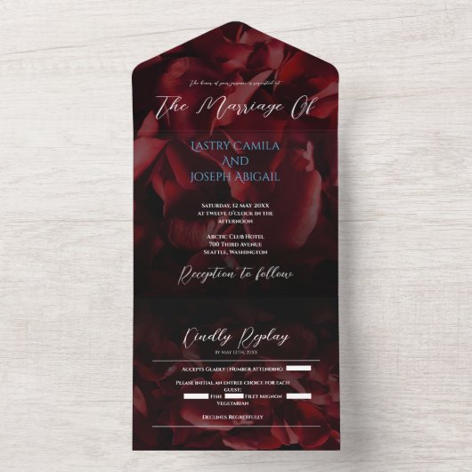 Invitation Tout En Un Roses rouges modernes tout en un mariage Invitatio (À l'intérieur)
