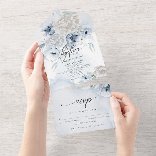 Invitation Tout En Un Rustique Elégant Dusty Blue Floral (Déchirure)