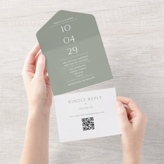 Invitation Tout En Un Sage Green Monogramme QR Code Mariage Date (Déchirure)