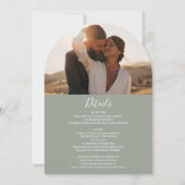 Invitation Tout en un script Photo Sage Green Arch Mariage (Dos)