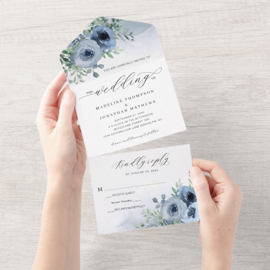 Invitation Tout En Un Script Whimsical élégant Floral Dusty Blue Mariage (Déchirure)