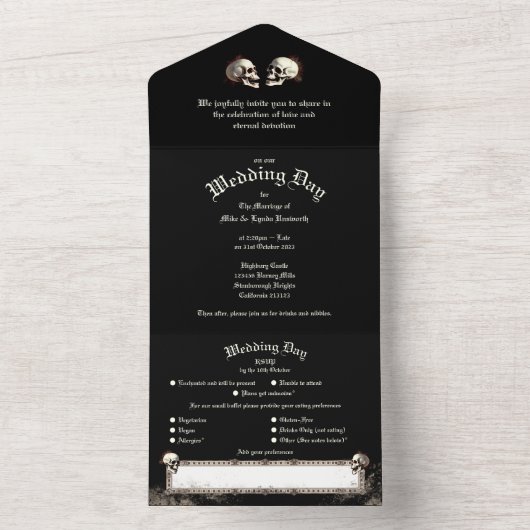 Invitation Tout En Un Skeletons dansants Mariage gothique (À l'intérieur)