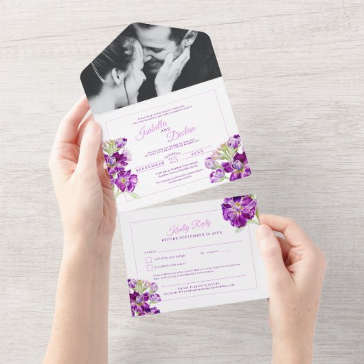 Invitation Tout En Un Stock d'aquarelle violet mariage de base RSVP (Déchirure)