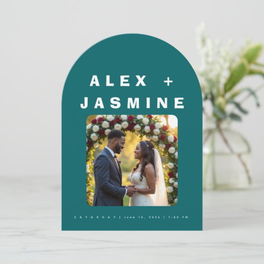 Invitation Transformative Teal Modern Arched Wedding  (Debout devant)