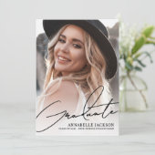 Invitation Trendy Script Graduate Simple Photo Graduation (Debout devant)