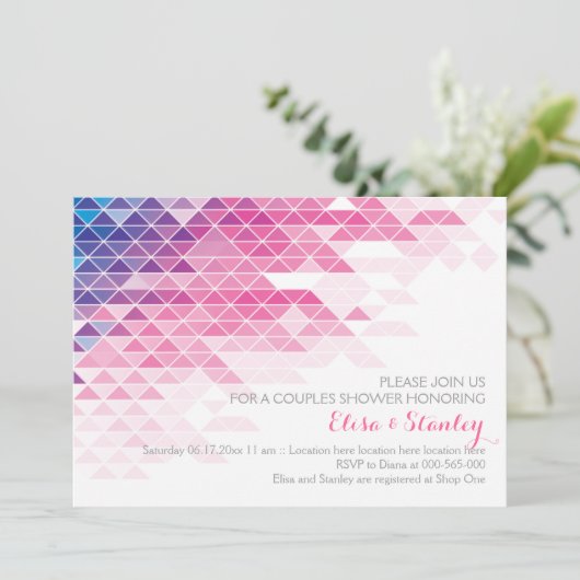 Invitation Triangles géométriques roses mariage couples douch (Debout devant)