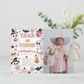 Invitation Trick or Three Halloween 3e Anniversaire Fête Mign (Debout devant)