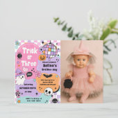 Invitation Trick Or Three Halloween Groovy Fantôme 3e Anniver (Debout devant)