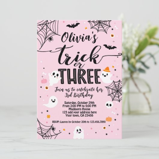 Invitation Trick or Three Pink Halloween Cute Ghost (Debout devant)