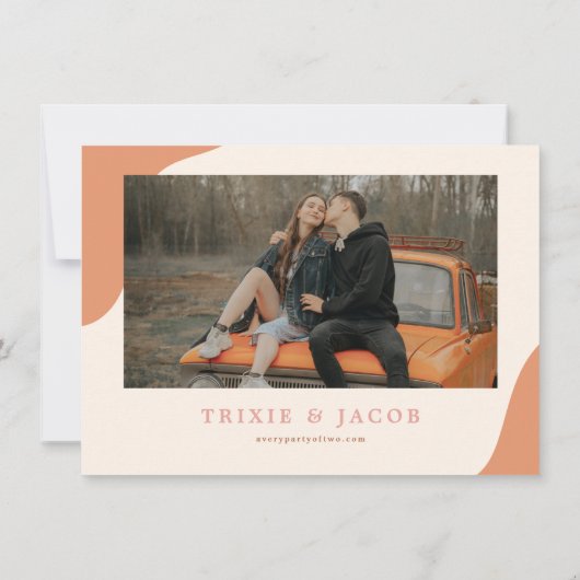 Invitation TRIXIE Retro Arched Photo Boho Enregistrer la date (Dos)