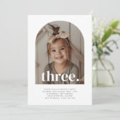 Invitation Trois Arches Photo Anniversaire (Debout devant)