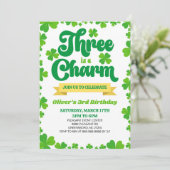 Invitation Trois Charm St. Patrick's Day 3e fête d'anniversai (Debout devant)