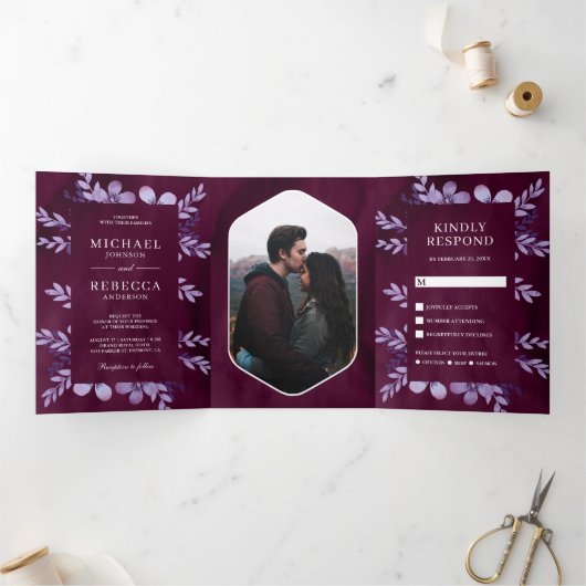 Invitation Trois Volets Aquarelle violette Dusty Floral Photo Plum Mariage (Intérieur)