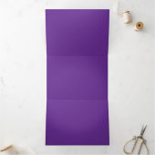 Invitation Trois Volets Arrière - plan violet riche solide | Conception en (Intérieur)