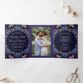 Invitation Trois Volets Bleu jaune violet Mandala Mariage indien Photo (Intérieur)