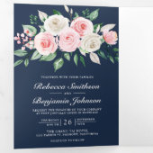 Invitation Trois Volets Blush rose Floral Navy bleu QR Code Mariage (Intérieur en premier)
