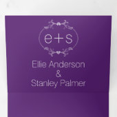 Invitation Trois Volets Cadre blanc et initiales monogramme violet mariage (Intérieur en premier)