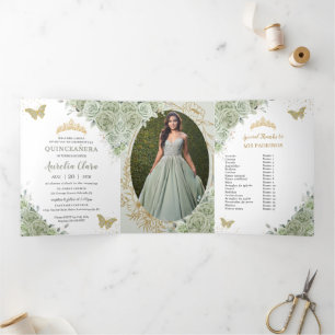 Invitation Trois Volets Chic Sage Green Papillons Floraux Quinceañera