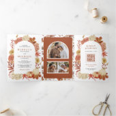 Invitation Trois Volets Citrouille en terre cuite Floral QR Code Mariage (Intérieur)