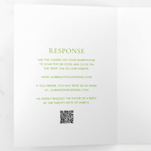 Invitation Trois Volets Clean Lime Green QR Code Mariage élégant (Intérieur en premier)