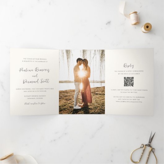 Invitation Trois Volets Code QR ivoire moderne Mariage simple (Intérieur)