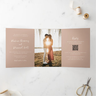 Invitation Trois Volets Code QR neutre terrestre moderne Mariage simple