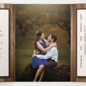 Invitation Trois Volets Country Rustic Horseshoe & Brown Wood Mariage (Intérieur au milieu)