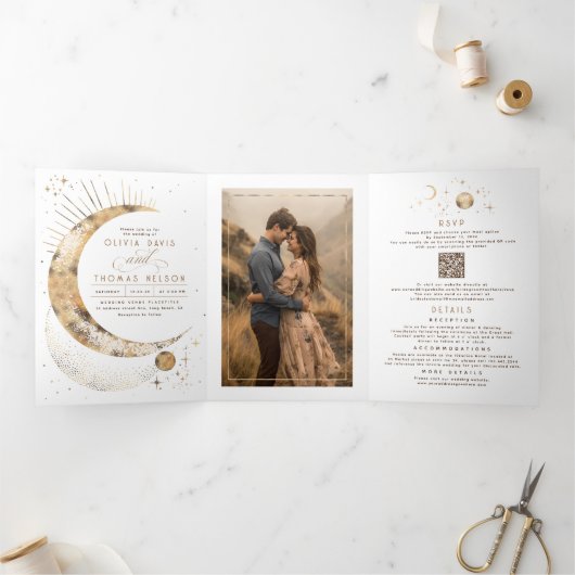 Invitation Trois Volets Crescent Moon Sun Halo Celestial Mariage Photo (Intérieur)