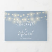 Invitation Trois Volets Dusty Blue String Lights Script Monogramme Mariage (Page de couverture)