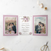 Invitation Trois Volets Dusty Mauve Rose Floral Mariage Photo (Intérieur)