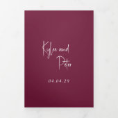 Invitation Trois Volets Écriture manuscrite Burgundy moderne Mariage éléga (Page de couverture)