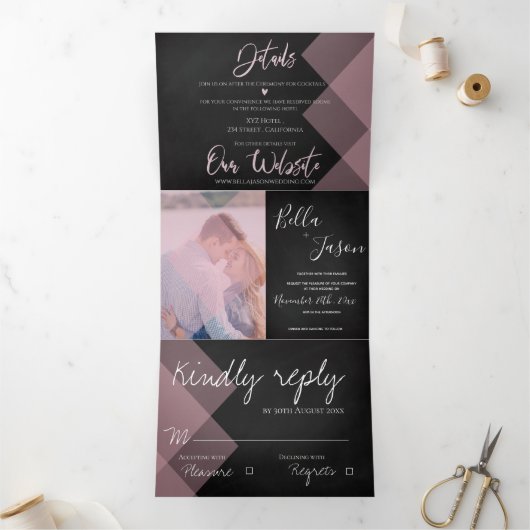 Invitation Trois Volets Élégant Chalkboard Pastel Multi-Photo Mariage (Intérieur)