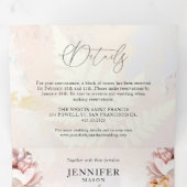 Invitation Trois Volets Élégant Mariage Fleurs Rose Blush  (Intérieur en premier)