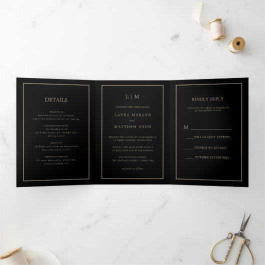 Invitation Trois Volets Élégant moderne Black Gold Monogramme Simple Maria (Intérieur)