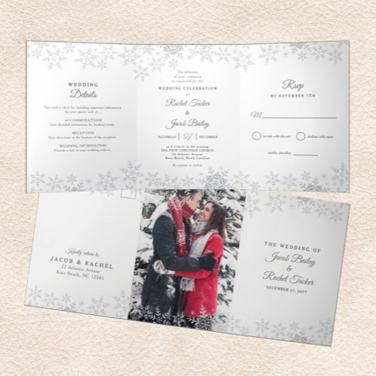 Invitation Trois Volets Elégant Snowflakes Silver & White Winter Wedding