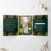 Invitation Trois Volets Emerald and Gold Asian Mandala Mariage indien (Intérieur)