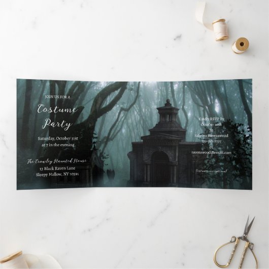 Invitation Trois Volets Fête d'Halloween de cimetière foncé et Éffrayant (Intérieur)