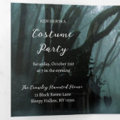 Invitation Trois Volets Fête d'Halloween de cimetière foncé et Éffrayant (Intérieur en premier)