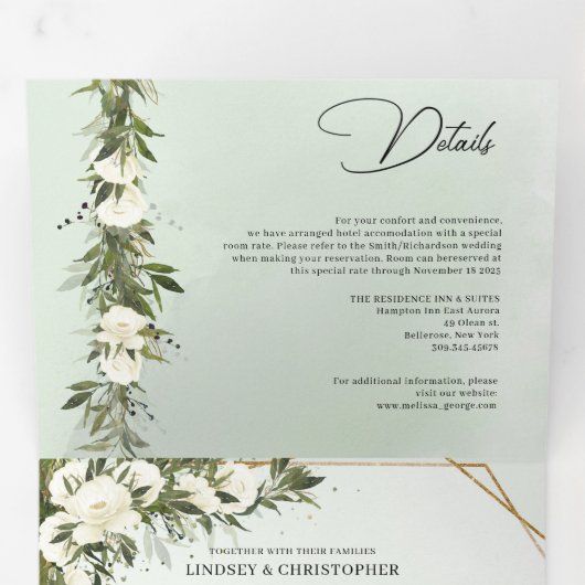 Invitation Trois Volets Feuillage vert foncé olivier roses blanches tout e (Intérieur en premier)