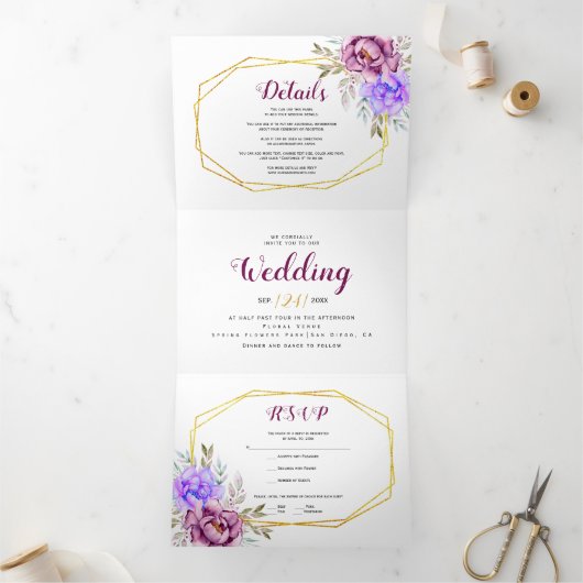 Invitation Trois Volets Fleurs aquarelles violettes et bleues avec mariage (Intérieur)