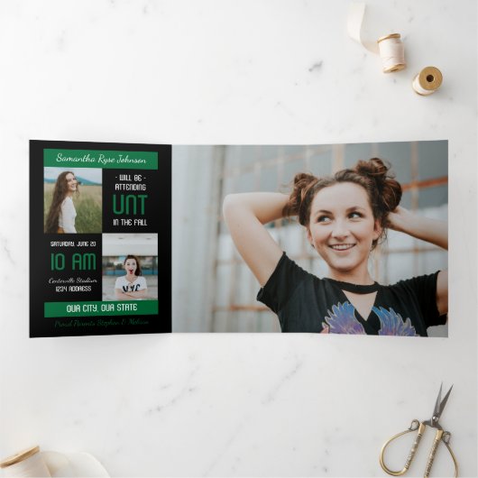 Invitation Trois Volets Green Modern Block 5-Photo Graduation (Intérieur)