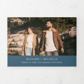 Invitation Trois Volets Mariage avec code QR de collage photo minimal bleu (Page de couverture)