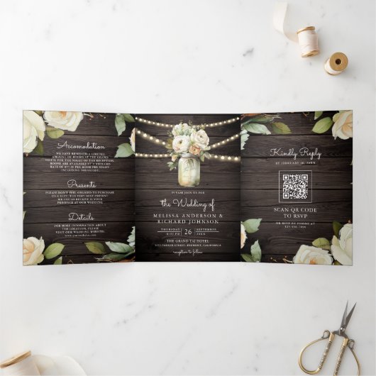 Invitation Trois Volets Mariage Code QR Pot Mason Roses Blanches Bois Rust (Intérieur)