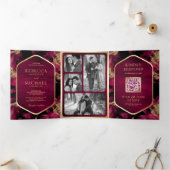 Invitation Trois Volets Mariage de code QR Fuchsia Gold Abstrait (Intérieur)