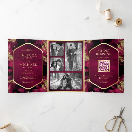Invitation Trois Volets Mariage de code QR Fuchsia Gold Abstrait (Intérieur)