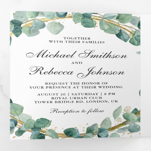 Invitation Trois Volets Mariage de couronne d'eucalyptus vert et or rustiq (Intérieur en premier)